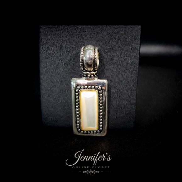 3/$25 Premier Designs Mother of Pearl Pendant - Picture 1 of 10